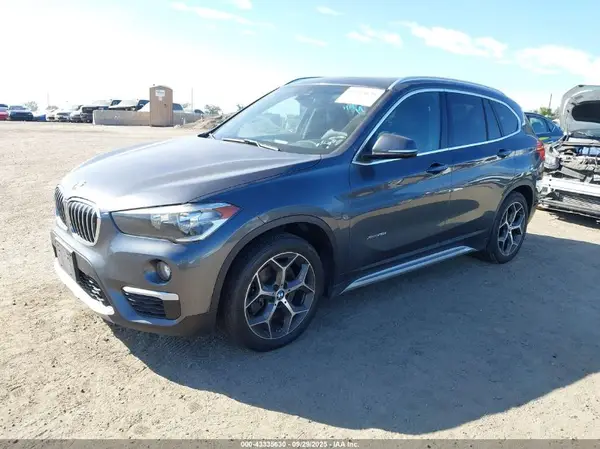 WBXHT3C34GP883946 2016 BMW X1 - Image 2