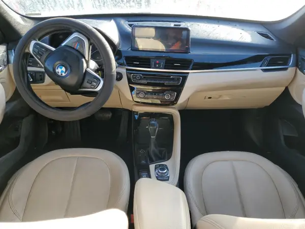 WBXHT3C34GP884319 2016 BMW X1 - Image 8