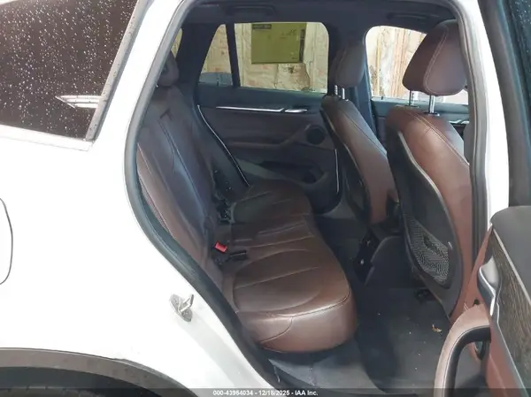WBXHT3C34GP886166 2016 BMW X1 - Image 8