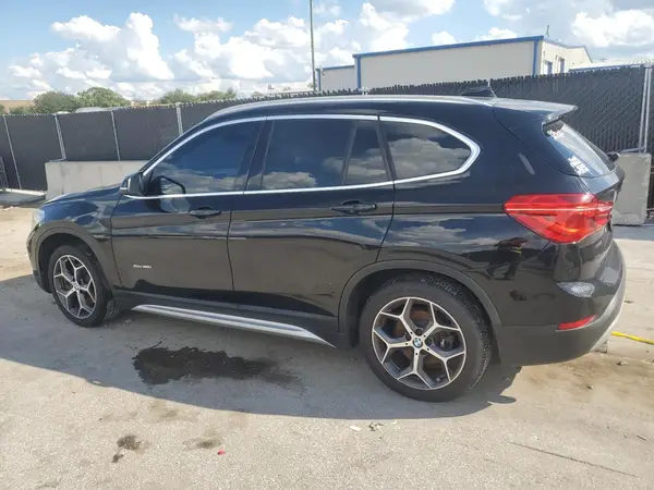 WBXHT3C34GP886684 2016 BMW X1 - Image 2
