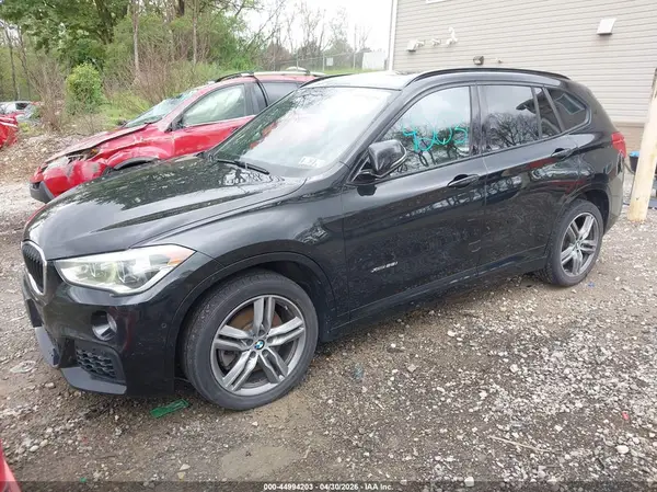 WBXHT3C34GP887513 2016 BMW X1 - Image 2
