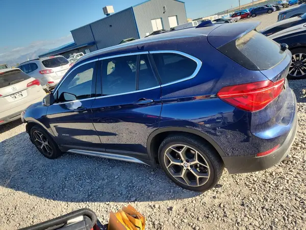 WBXHT3C34GP887589 2016 BMW X1 - Image 2