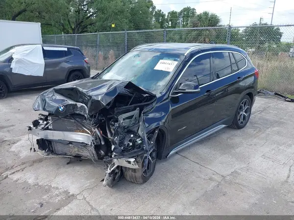 WBXHT3C34GP889374 2016 BMW X1 - Image 2