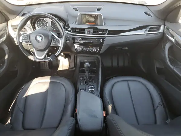 WBXHT3C34H5F70556 2017 BMW X1 - Image 8