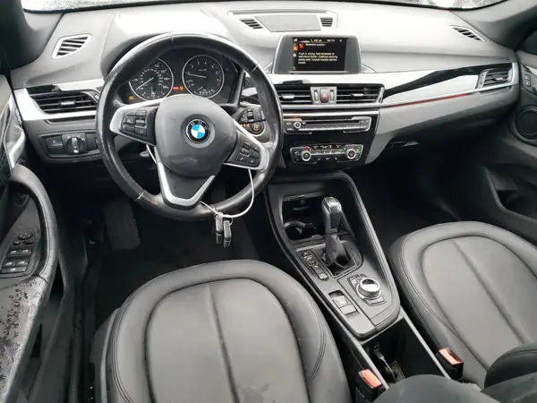 WBXHT3C34H5F71142 2017 BMW X1 - Image 8
