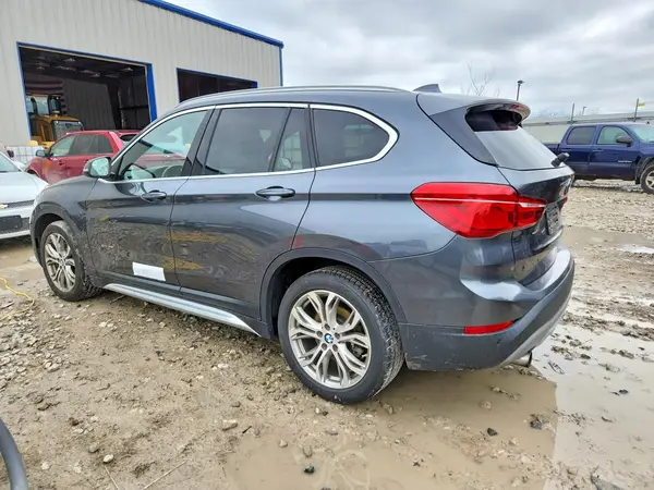 WBXHT3C34H5F76017 2017 BMW X1 - Image 2
