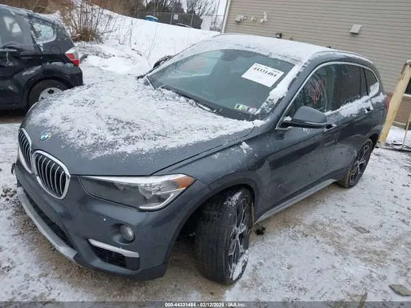 WBXHT3C34H5F76132 2017 BMW X1 - Image 2