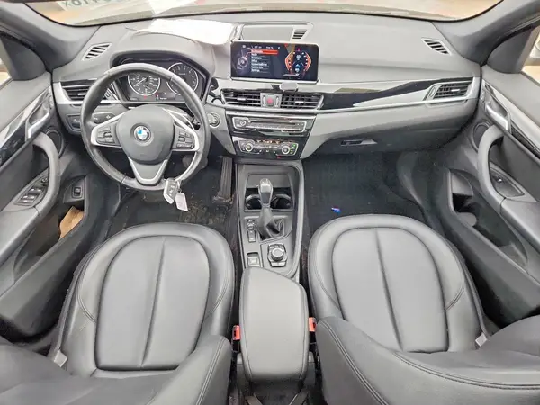 WBXHT3C34H5F77197 2017 BMW X1 - Image 8