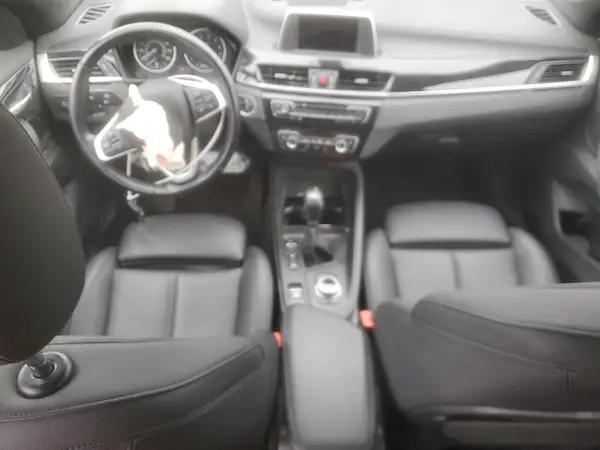 WBXHT3C34H5F77698 2017 BMW X1 - Image 8