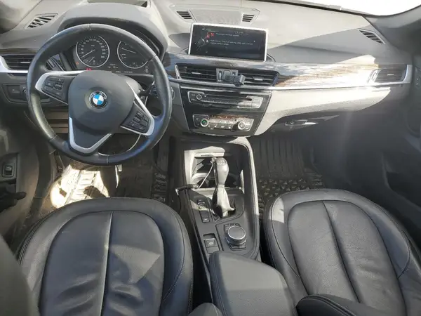 WBXHT3C34H5F77894 2017 BMW X1 - Image 8