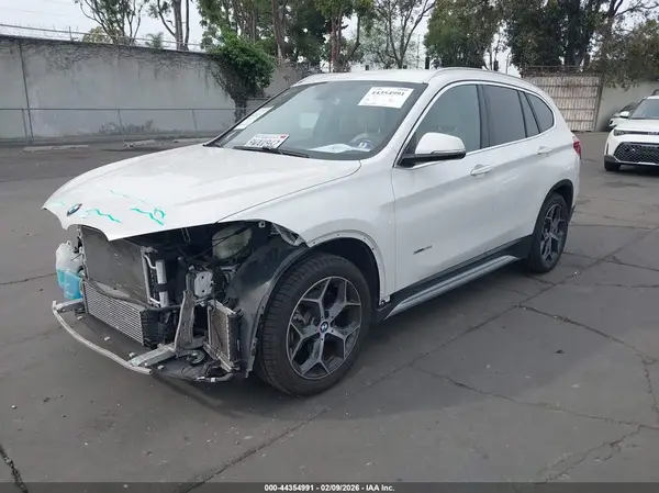 WBXHT3C34H5F78611 2017 BMW X1 - Image 2