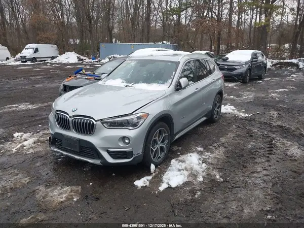 WBXHT3C34H5F78950 2017 BMW X1 - Image 2