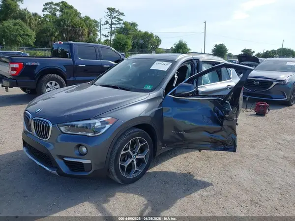 WBXHT3C34H5F79502 2017 BMW X1 - Image 2