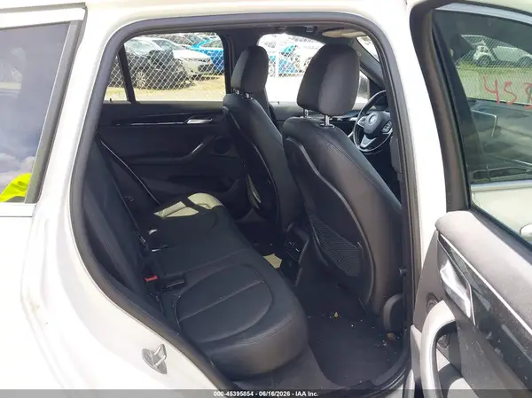 WBXHT3C34H5F83291 2017 BMW X1 - Image 8