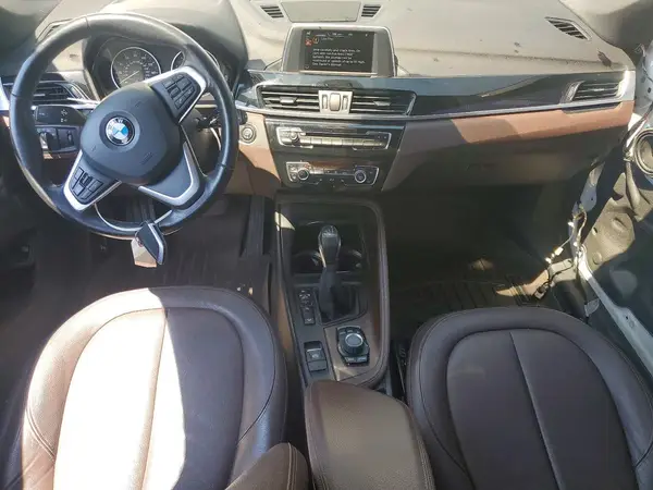 WBXHT3C34H5F85087 2017 BMW X1 - Image 8