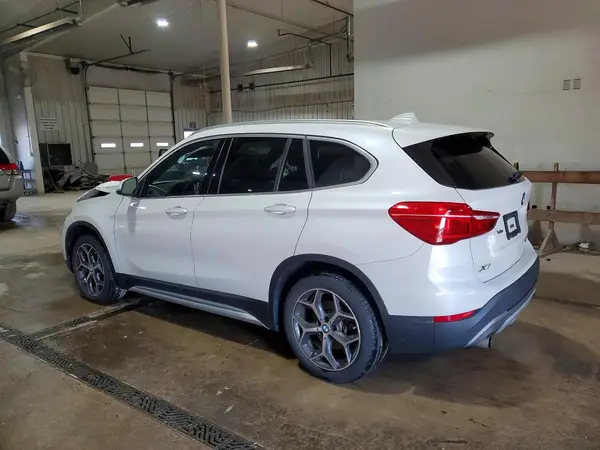 WBXHT3C34J3H30064 2018 BMW X1 - Image 2
