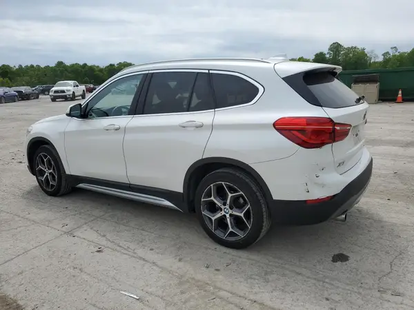 WBXHT3C34J3H30422 2018 BMW X1 - Image 2
