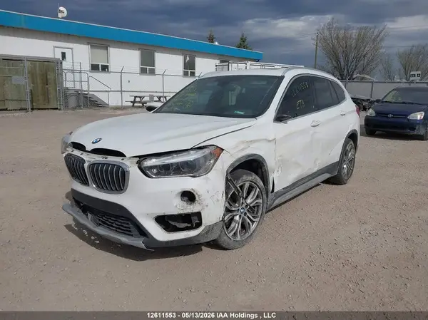 WBXHT3C34J3H31277 2018 BMW X1 - Image 2