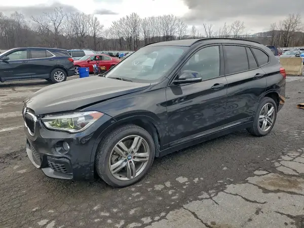 WBXHT3C34J3H32820 2018 BMW X1 - Image 1