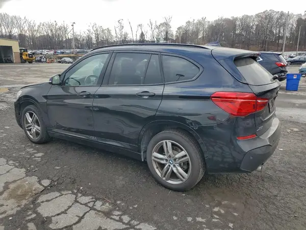 WBXHT3C34J3H32820 2018 BMW X1 - Image 2