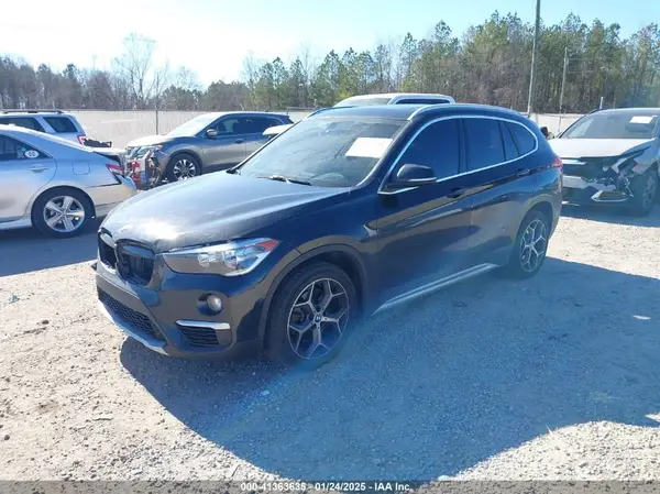 WBXHT3C34J3H33854 2018 BMW X1 - Image 2