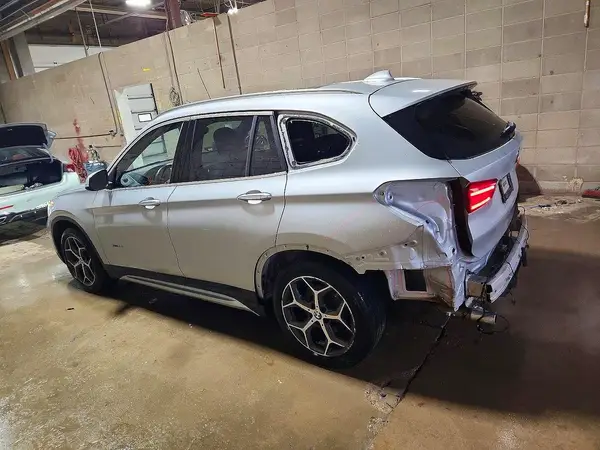 WBXHT3C34J5K21402 2018 BMW X1 - Image 2
