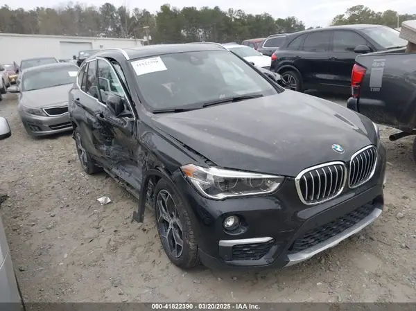 WBXHT3C34J5K21576 2018 BMW X1 - Image 1