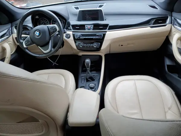 WBXHT3C34J5K22176 2018 BMW X1 - Image 8