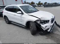 WBXHT3C34J5K22713 2018 BMW X1