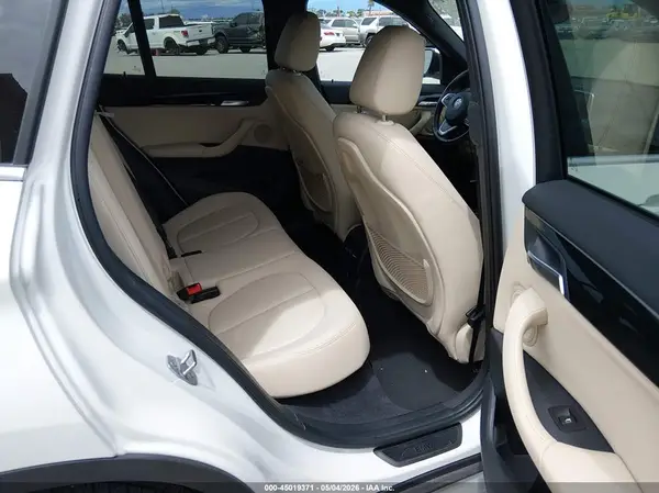 WBXHT3C34J5K22713 2018 BMW X1 - Image 8