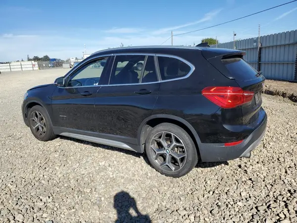 WBXHT3C34J5K24204 2018 BMW X1 - Image 2