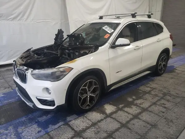 WBXHT3C34J5K24851 2018 BMW X1 - Image 1