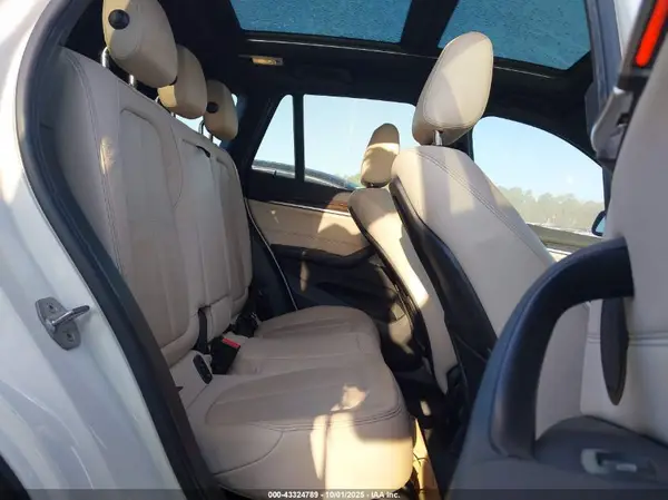 WBXHT3C34J5K25689 2018 BMW X1 - Image 8