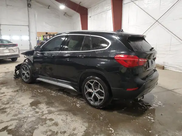 WBXHT3C34J5K26728 2018 BMW X1 - Image 2
