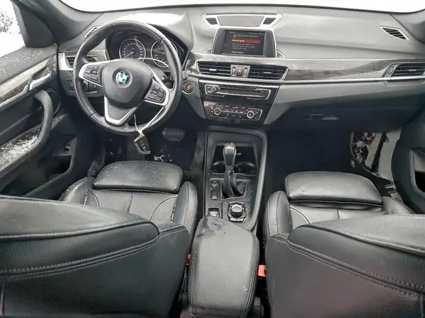 WBXHT3C34J5K26857 2018 BMW X1 - Image 8