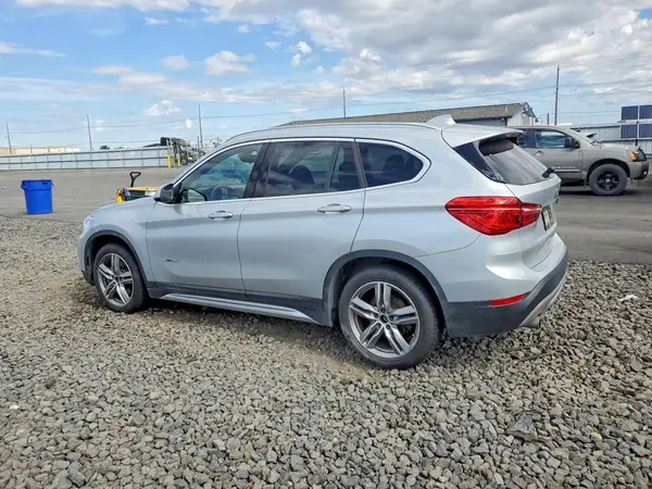 WBXHT3C34J5K27636 2018 BMW X1 - Image 2