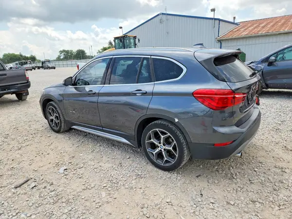 WBXHT3C34J5K27989 2018 BMW X1 - Image 2