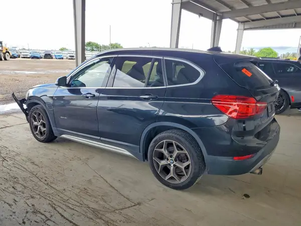 WBXHT3C34J5K28172 2018 BMW X1 - Image 2