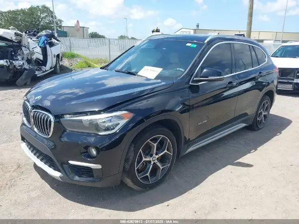 WBXHT3C34J5K29063 2018 BMW X1 - Image 2