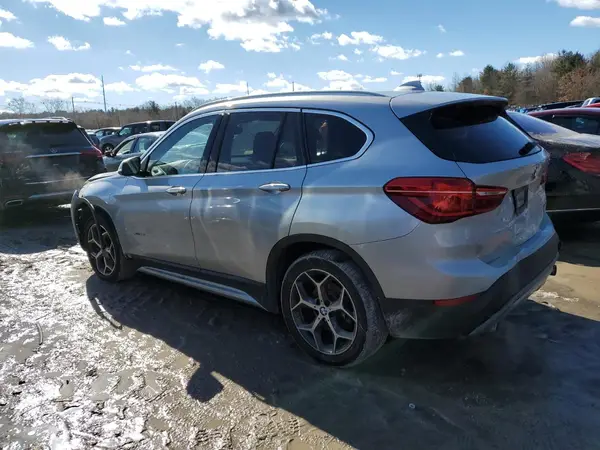 WBXHT3C34J5K31492 2018 BMW X1 - Image 2