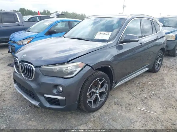 WBXHT3C34J5L28868 2018 BMW X1 - Image 2