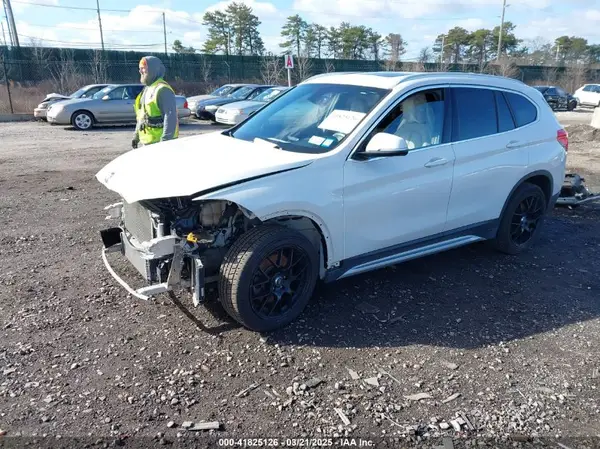 WBXHT3C34J5L29714 2018 BMW X1 - Image 2