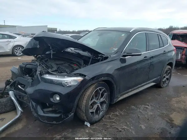 WBXHT3C34J5L29745 2018 BMW X1 - Image 2
