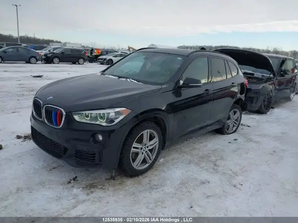 WBXHT3C34J5L30040 2018 BMW X1 - Image 2