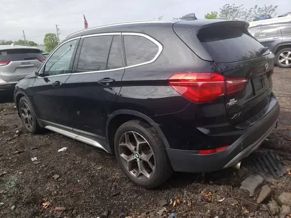 WBXHT3C34J5L30278 2018 BMW X1 - Image 2