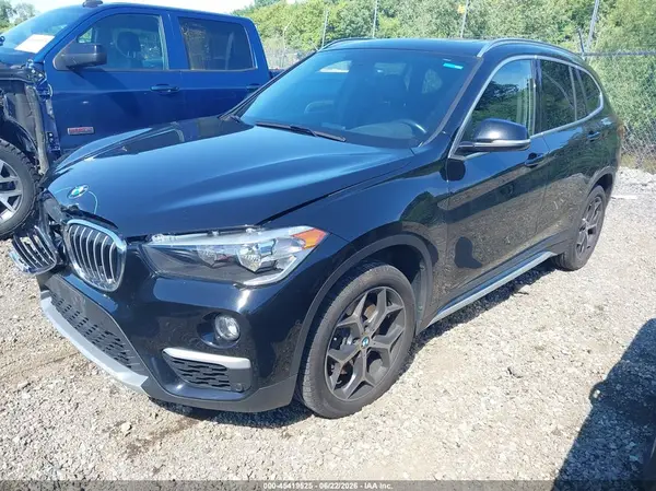 WBXHT3C34J5L30832 2018 BMW X1 - Image 2