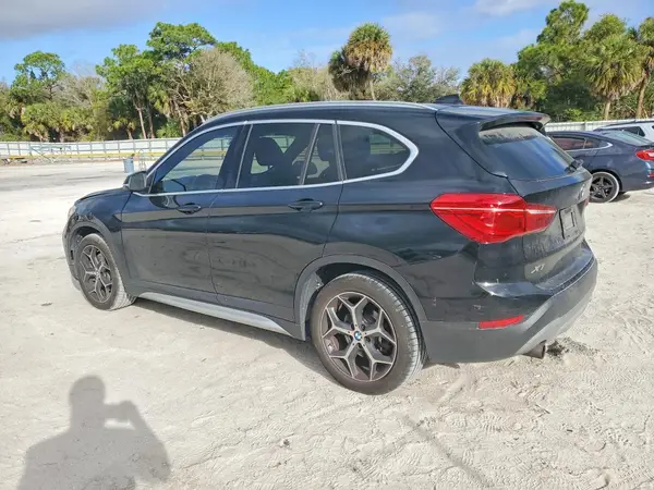 WBXHT3C34J5L32483 2018 BMW X1 - Image 2