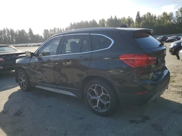 WBXHT3C35G5E48979 2016 BMW X1 - Image 2
