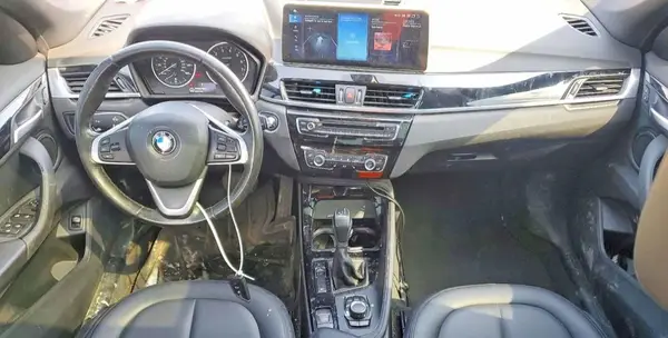 WBXHT3C35G5E49095 2016 BMW X1 - Image 8