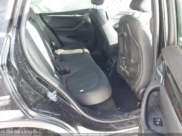 WBXHT3C35G5E51476 2016 BMW X1 - Image 8